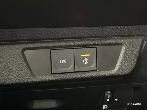 DACIA SANDERO III - voiture d'occasion - Photo 15