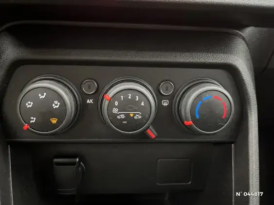 DACIA SANDERO III - voiture d'occasion - Photo 14