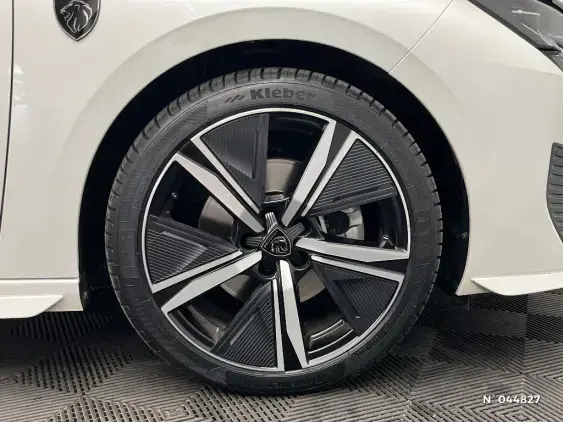 PEUGEOT 308 III - voiture d'occasion - Photo 8