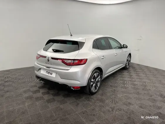 RENAULT MEGANE IV - voiture d'occasion - Photo 4