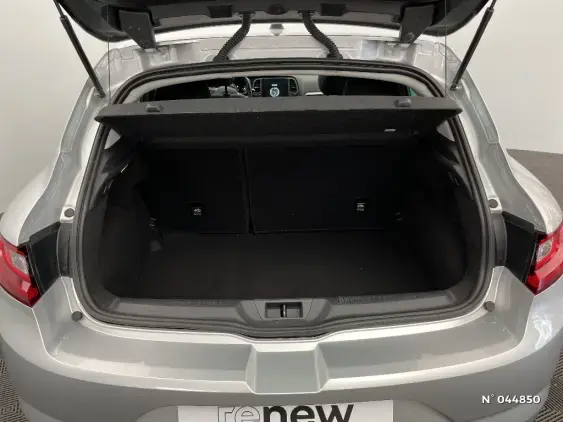 RENAULT MEGANE IV - voiture d'occasion - Photo 7
