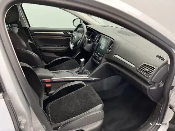 RENAULT MEGANE IV - voiture d'occasion - Photo 10