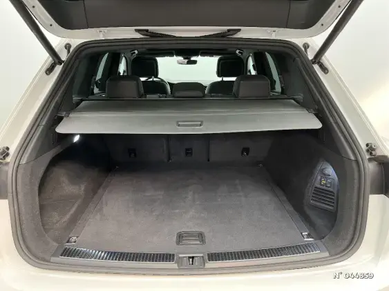 VOLKSWAGEN TOUAREG III - voiture d'occasion - Photo 7