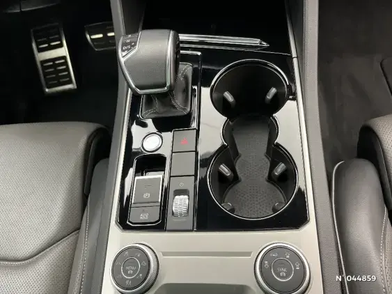 VOLKSWAGEN TOUAREG III - voiture d'occasion - Photo 28