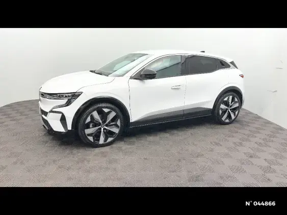 RENAULT MEGANE V - voiture d'occasion - Photo 2