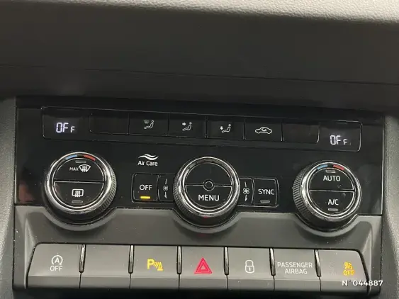 SKODA KAROQ - voiture d'occasion - Photo 15