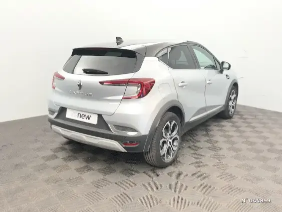 RENAULT CAPTUR II - voiture d'occasion - Photo 4