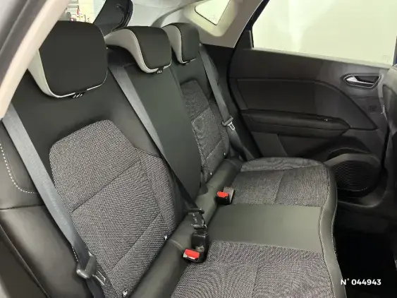 RENAULT CAPTUR II - voiture d'occasion - Photo 11