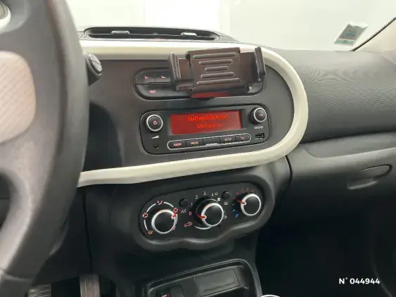 RENAULT TWINGO III - voiture d'occasion - Photo 13