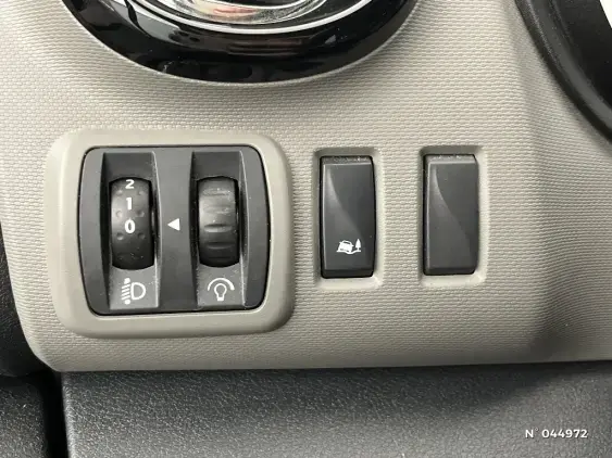 RENAULT TRAFIC III - voiture d'occasion - Photo 15