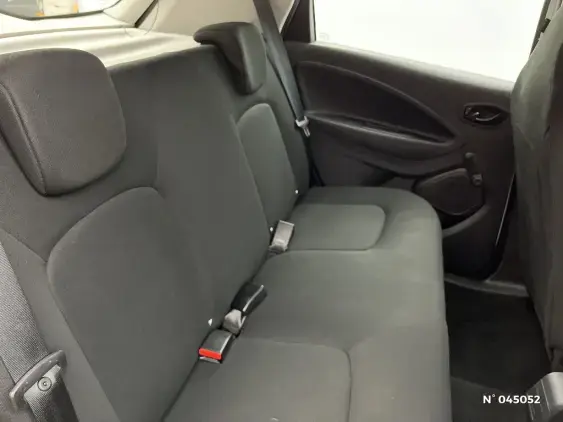 RENAULT ZOE - voiture d'occasion - Photo 11