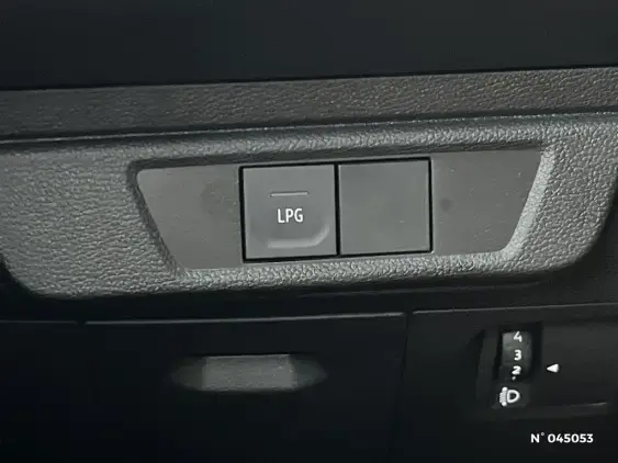 DACIA SANDERO III - voiture d'occasion - Photo 15