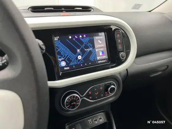 RENAULT TWINGO III - voiture d'occasion - Photo 13