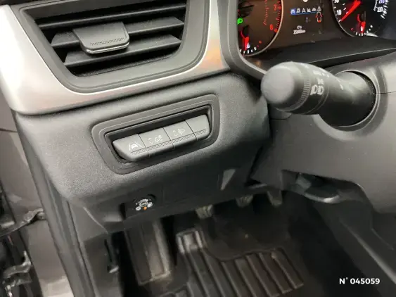 RENAULT CAPTUR II - voiture d'occasion - Photo 14