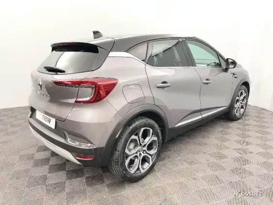 RENAULT CAPTUR II - voiture d'occasion - Photo 4