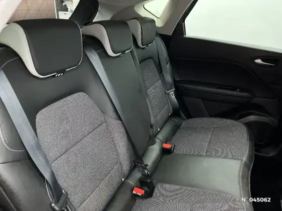 RENAULT CAPTUR II - voiture d'occasion - Photo 11