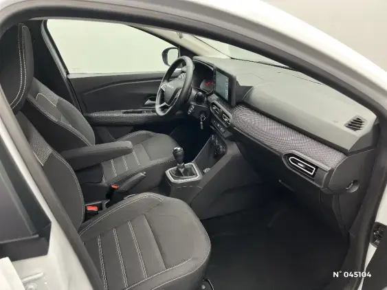 DACIA SANDERO III - voiture d'occasion - Photo 10