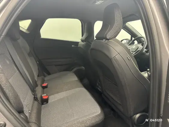 RENAULT CAPTUR II - voiture d'occasion - Photo 11