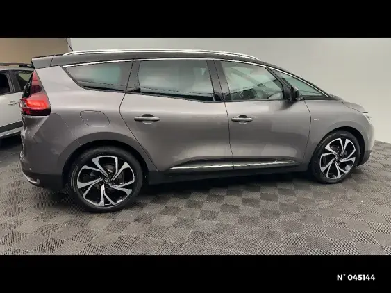 RENAULT SCENIC IV - voiture d'occasion - Photo 5