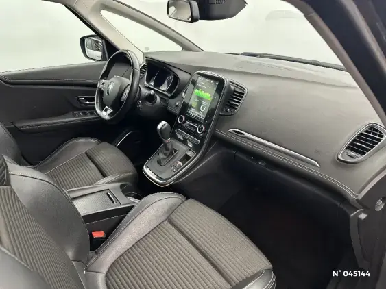 RENAULT SCENIC IV - voiture d'occasion - Photo 10
