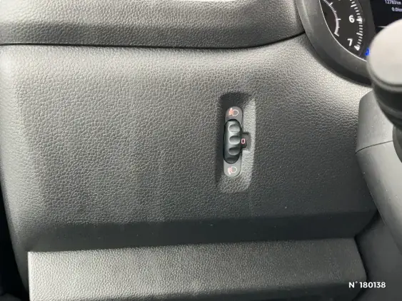 RENAULT MASTER FG III - voiture d'occasion - Photo 15