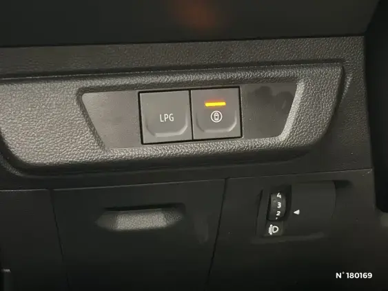 DACIA SANDERO III - voiture d'occasion - Photo 15