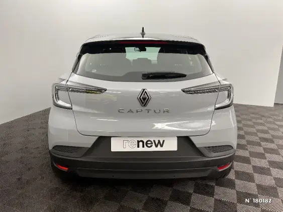RENAULT CAPTUR II - voiture d'occasion - Photo 6