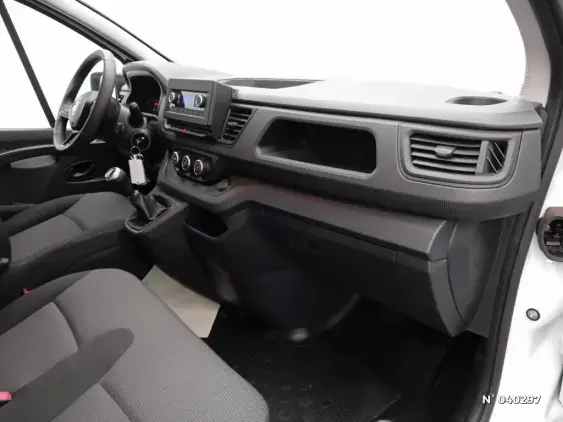 RENAULT TRAFIC FG III - voiture d'occasion - Photo 10