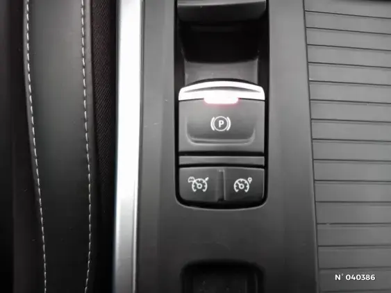 RENAULT MEGANE ESTATE IV - voiture d'occasion - Photo 15