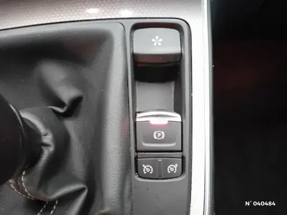 RENAULT SCENIC IV - voiture d'occasion - Photo 15