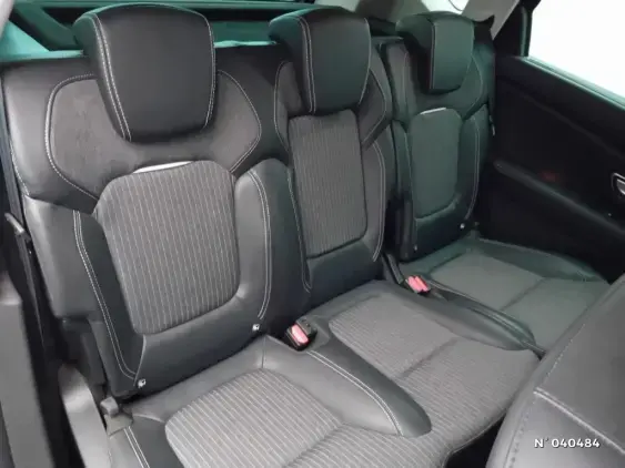 RENAULT SCENIC IV - voiture d'occasion - Photo 11