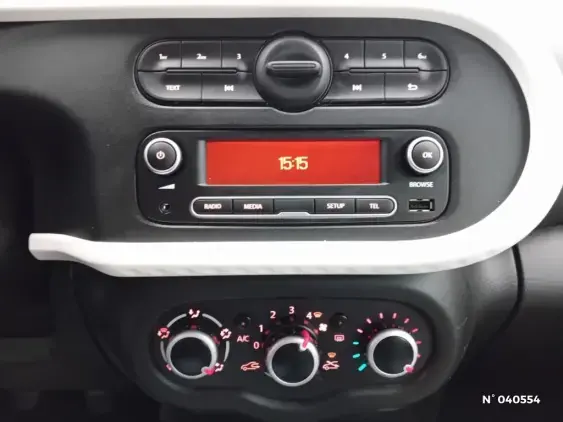 RENAULT TWINGO III - voiture d'occasion - Photo 13