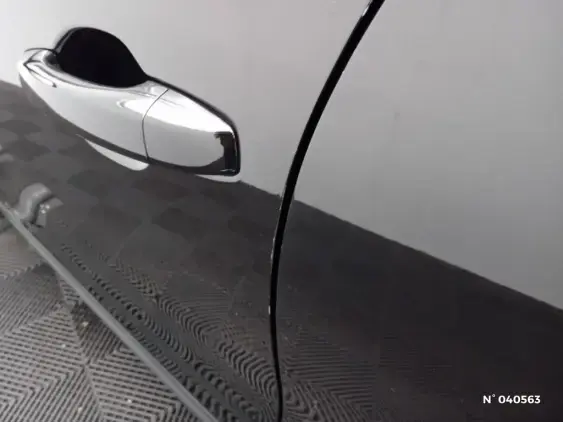 RENAULT CLIO V - voiture d'occasion - Photo 29