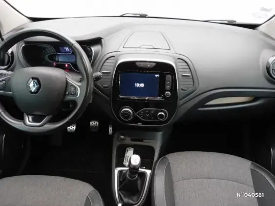 RENAULT CAPTUR - voiture d'occasion - Photo 9