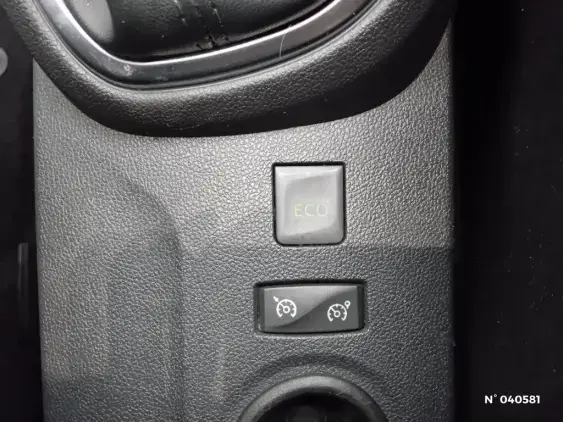 RENAULT CAPTUR - voiture d'occasion - Photo 15