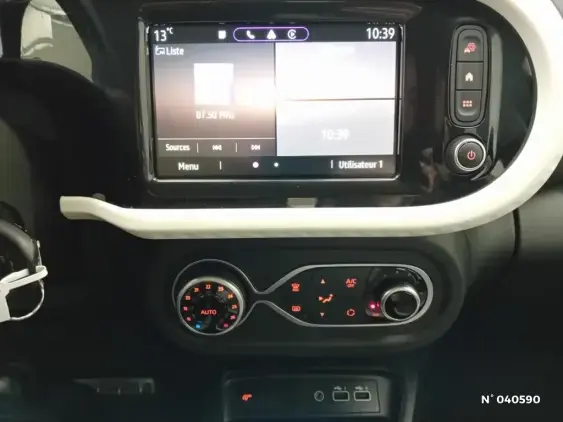 RENAULT TWINGO III - voiture d'occasion - Photo 13