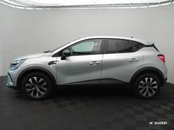 RENAULT CAPTUR II - voiture d'occasion - Photo 2