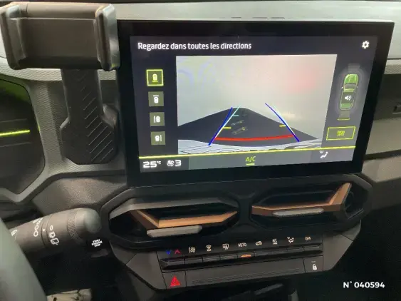 DACIA DUSTER III - voiture d'occasion - Photo 13