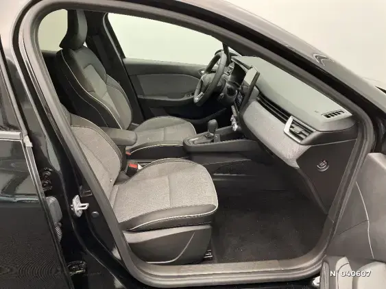 RENAULT CLIO V - voiture d'occasion - Photo 10