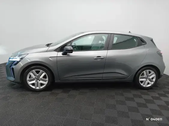 RENAULT CLIO V - voiture d'occasion - Photo 2