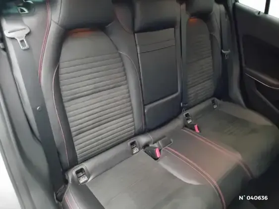 MERCEDES CLASSE GLA - voiture d'occasion - Photo 11