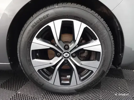 RENAULT CLIO V - voiture d'occasion - Photo 8