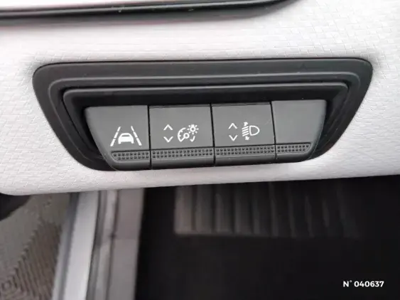 RENAULT CLIO V - voiture d'occasion - Photo 15