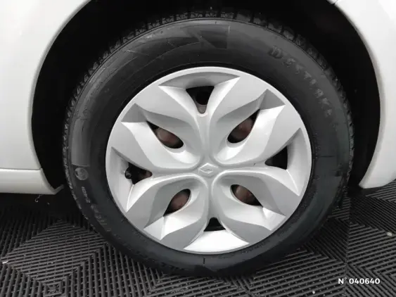 RENAULT ZOE - voiture d'occasion - Photo 8