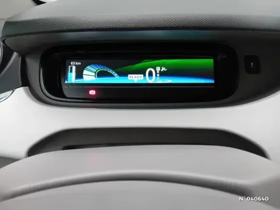 RENAULT ZOE - voiture d'occasion - Photo 12
