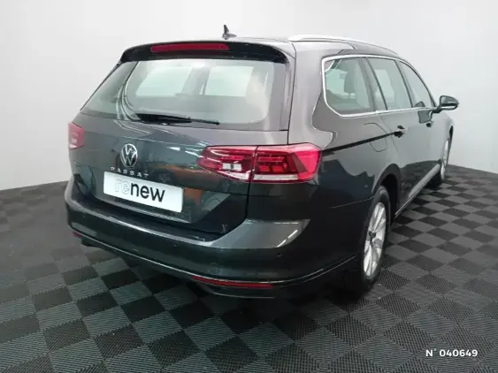 VOLKSWAGEN PASSAT VIII - voiture d'occasion - Photo 4