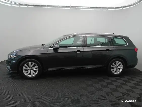 VOLKSWAGEN PASSAT VIII - voiture d'occasion - Photo 2