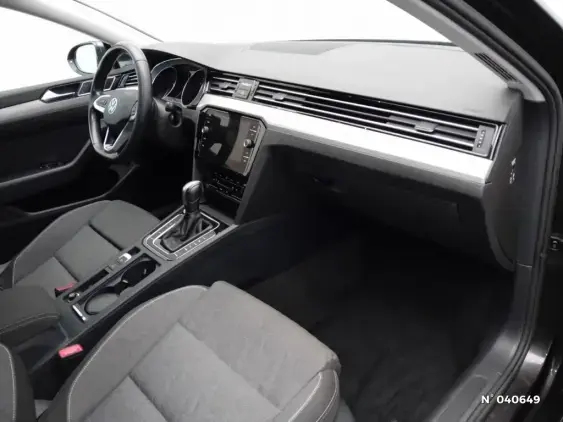 VOLKSWAGEN PASSAT VIII - voiture d'occasion - Photo 10