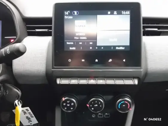 RENAULT CLIO V - voiture d'occasion - Photo 13