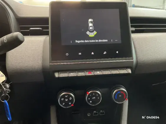 RENAULT CLIO V - voiture d'occasion - Photo 14